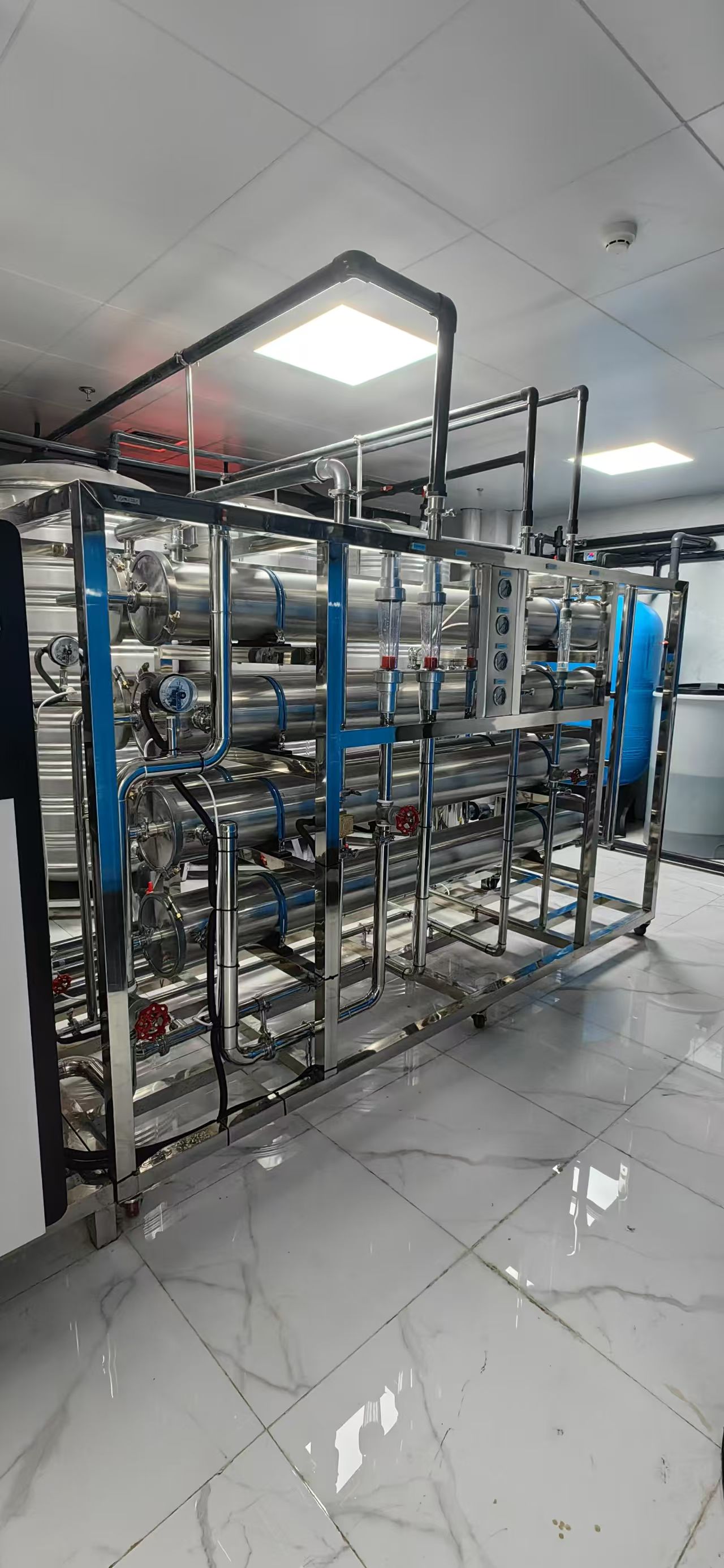 98843a4a0322facd33030b8f4c6b9df8