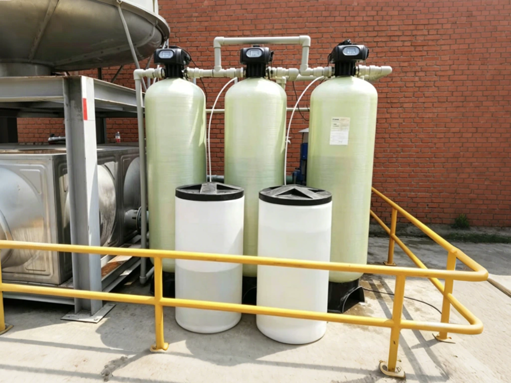 河南漯河某饮品加工厂4吨软化水设备