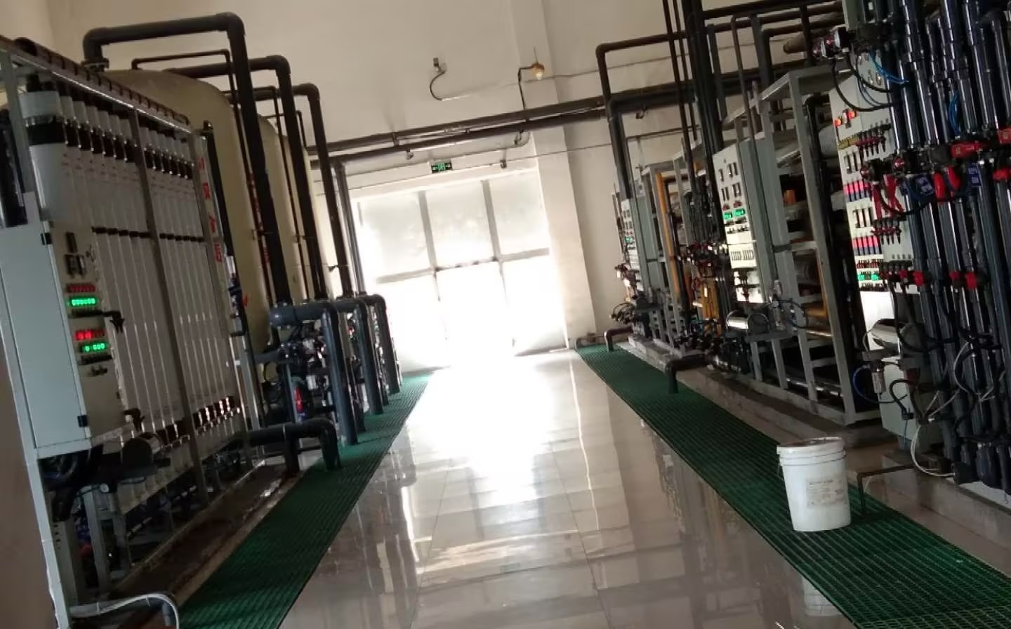 精细化工原料生产，对纯水水质有哪些要求？